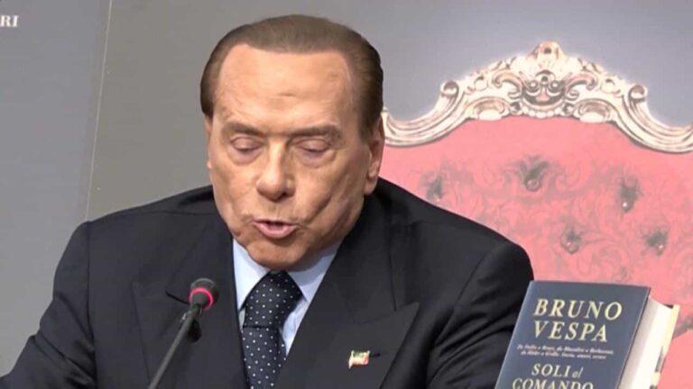 Berlusconi: "Senza maggioranza resti Gentiloni, poi di nuovo alle urne"