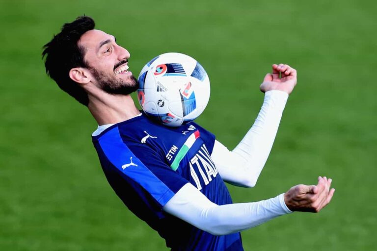 Davide Astori, capitano della Fiorentina, muore stroncato da un arresto cardiaco mentre era in trasferta con la squadra
