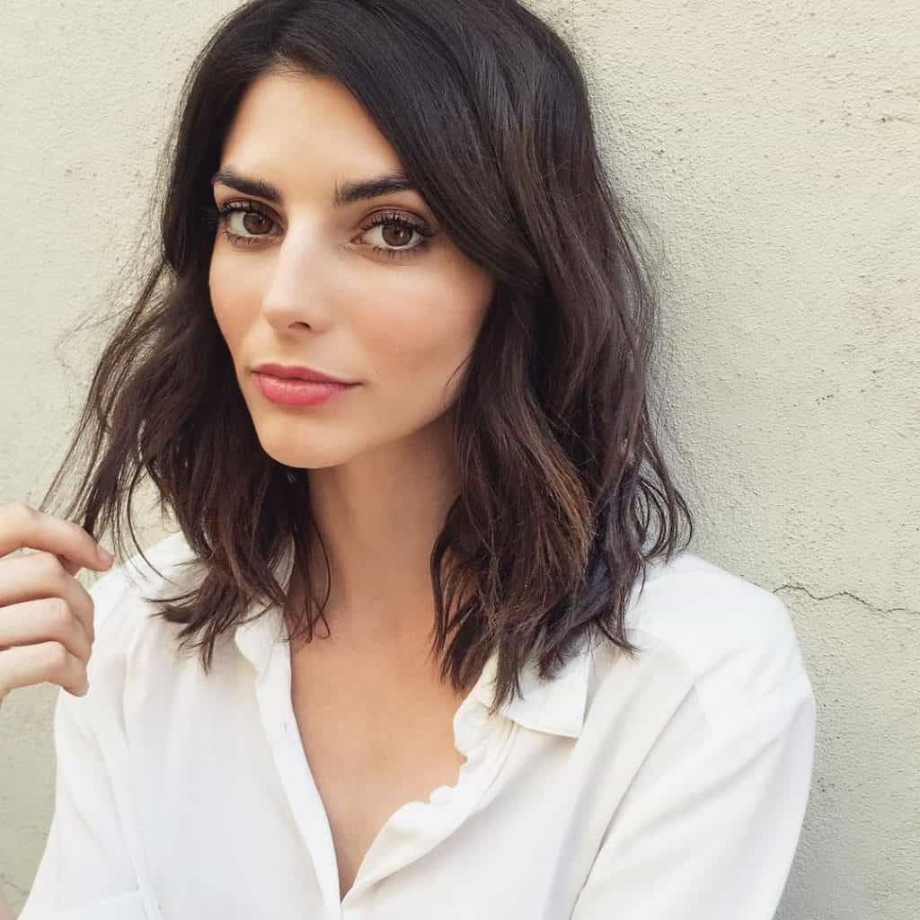 Tagli medi per capelli lisci Tagli medi per capelli lisci
