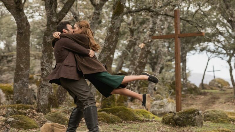 Il Segreto, le anticipazioni del doppio appuntamento del 23 ottobre 2018: il grande amore di Saul e Julieta