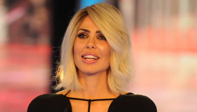 Il nuovo look di Ilary Blasi al Grande Fratello Vip sorprende ma non convince tutti!