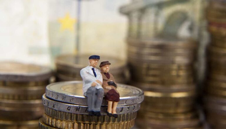 Riforma pensioni, uscita con quota 100 ma solo per chi a 62 anni e 38 anni di contributi