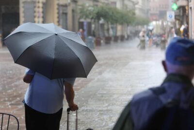 Allerta meteo oggi, domenica 11 giugno 2023, in 7 regioni!