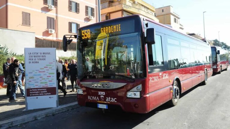 Referendum Atac: l'affluenza si ferma al 16,4%. Niente quorum