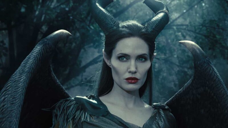 Maleficent, la trama del film in onda stasera venerdì 21 dicembre 2018 su Rai 2!