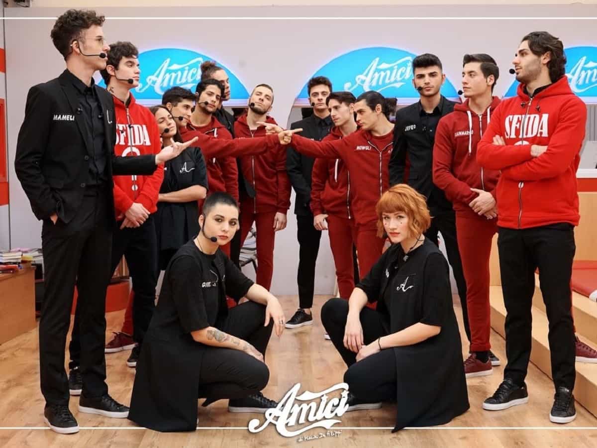 Amici Serale è In Diretta O Registrato