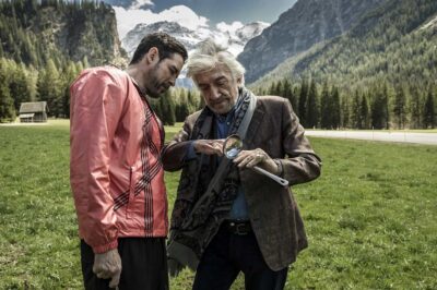 Il Premio: la trama del film in onda stasera domenica 28 aprile 2019 su Canale 5