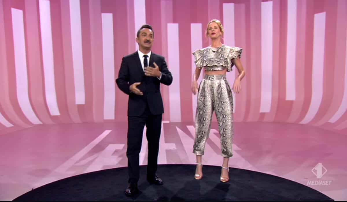 Il look di Alessia Marcuzzi di martedì 7 maggio 2019