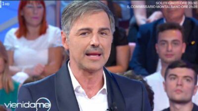 Beppe Convertini si racconta e si emoziona a Vieni da me