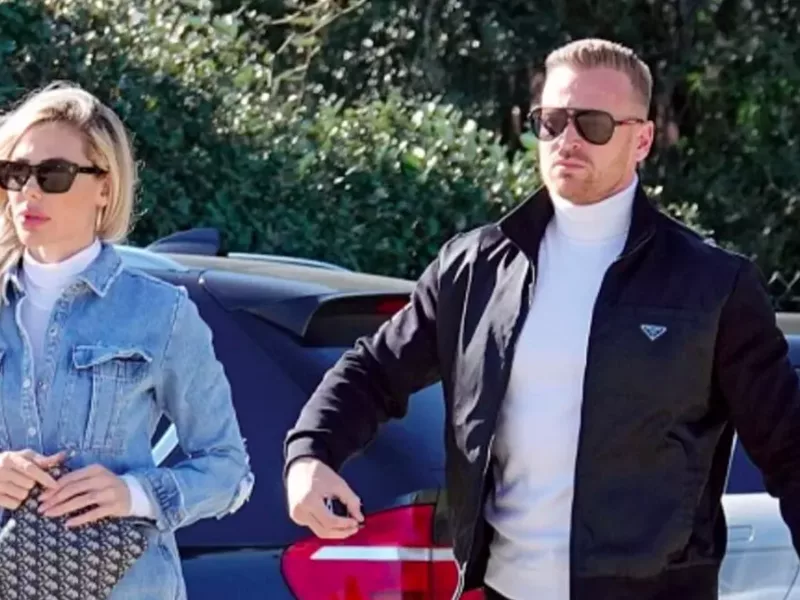 Ilary Blasi con il suo nuovo compagno Bastian e la terzogenita Isabel Totti!